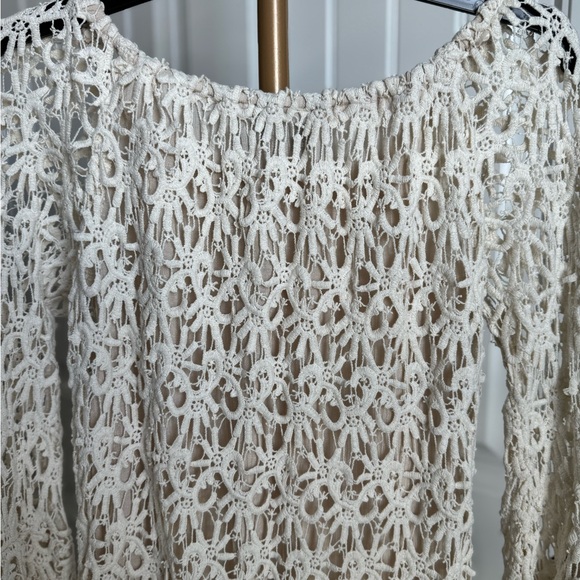 Union of Angels Off the Shoulder Crochet Dress in Size Small - Picture 5 of 7